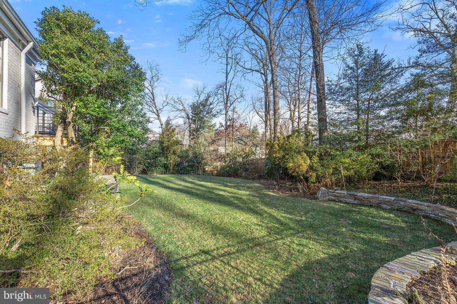 YORKTOWN - Residential