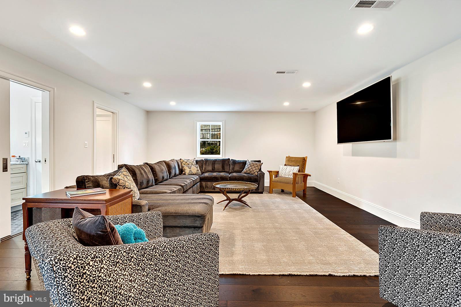 YORKTOWN - Residential