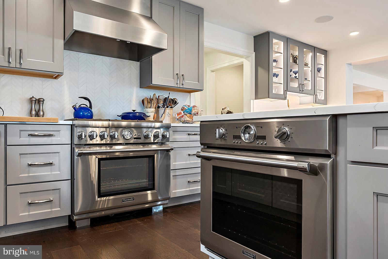 YORKTOWN - Residential