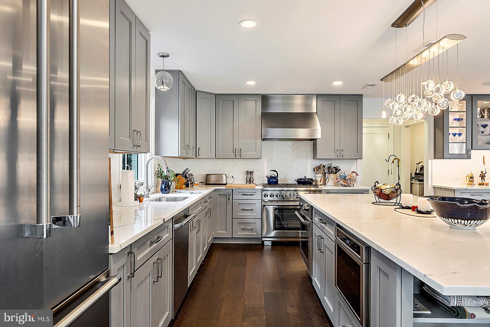 YORKTOWN - Residential