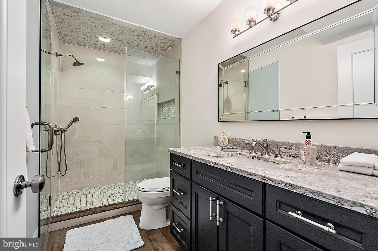 YORKTOWN - Residential