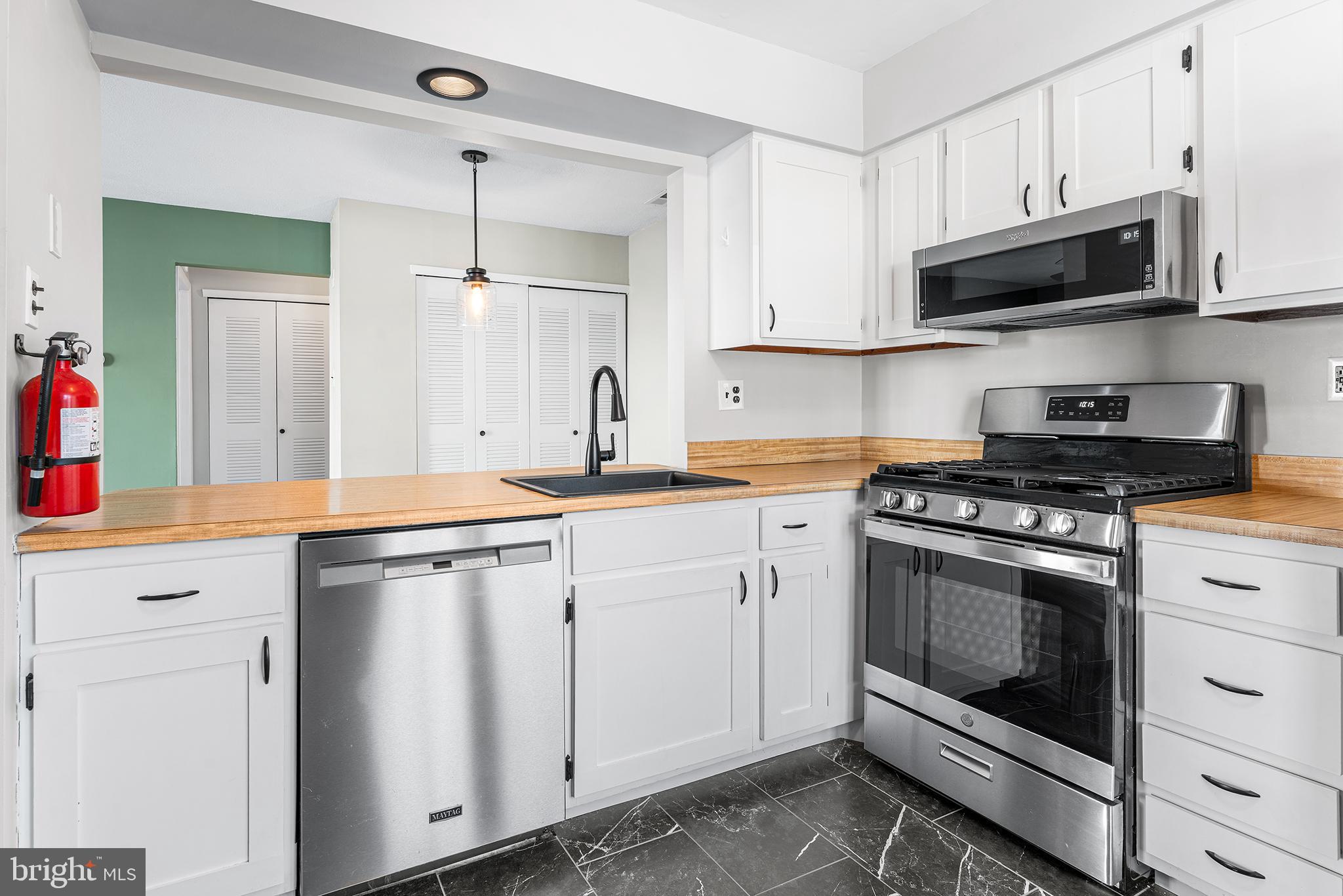 HUNT CLUB - Residential