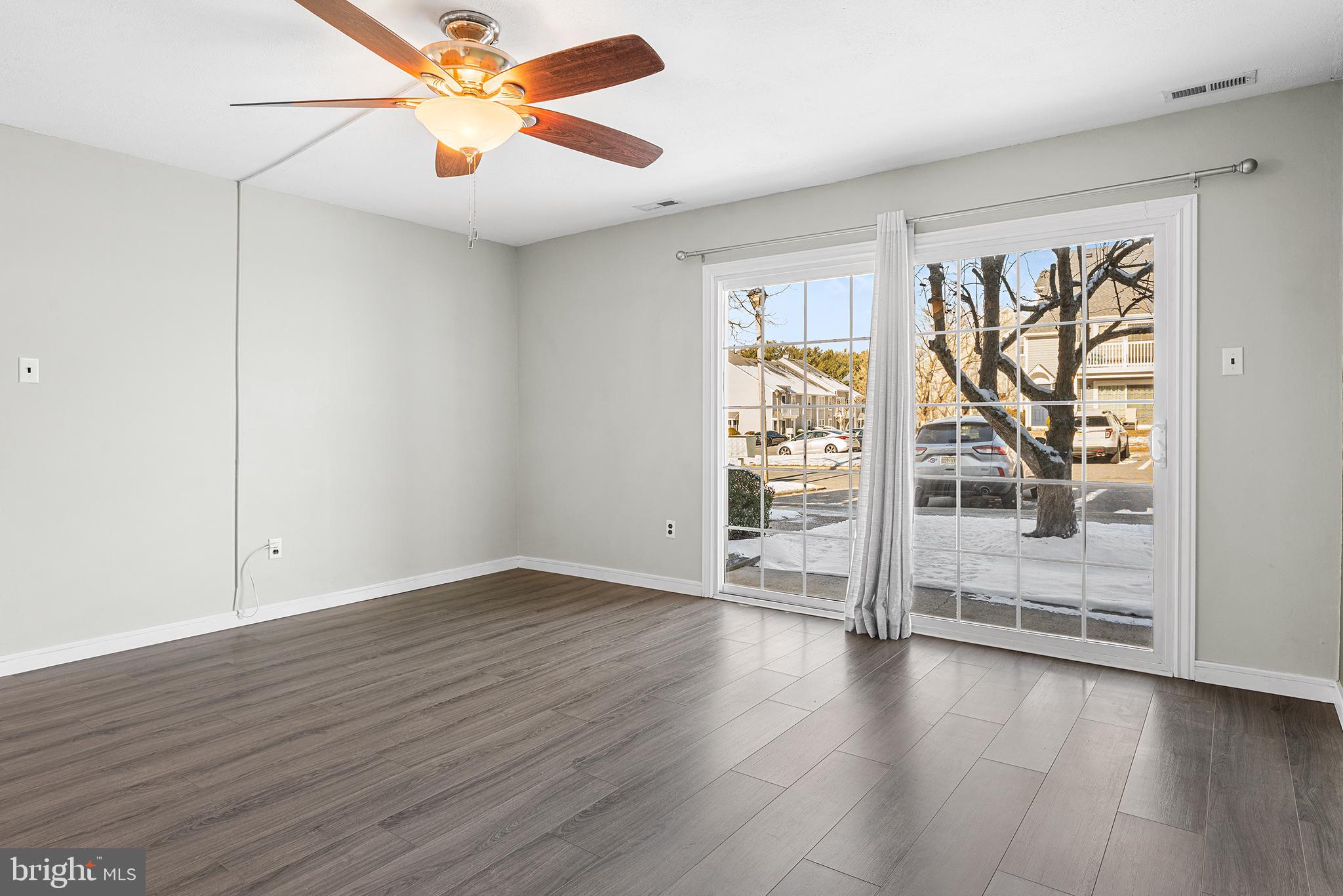 HUNT CLUB - Residential