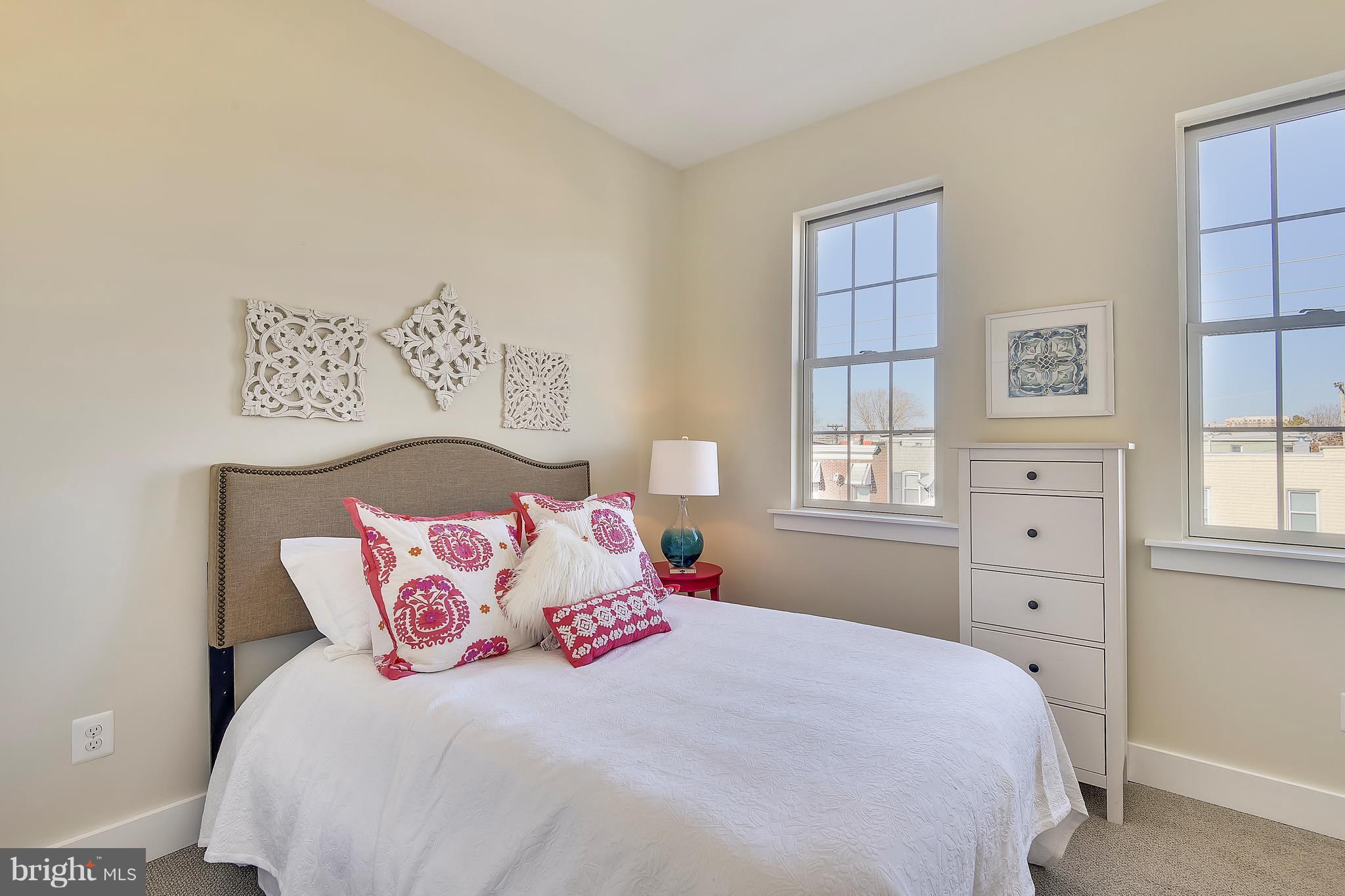 CRITTENTON HILL TOWNHOMES - Residential