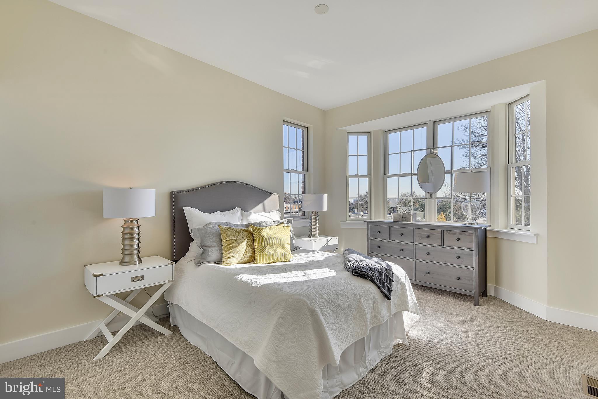 CRITTENTON HILL TOWNHOMES - Residential