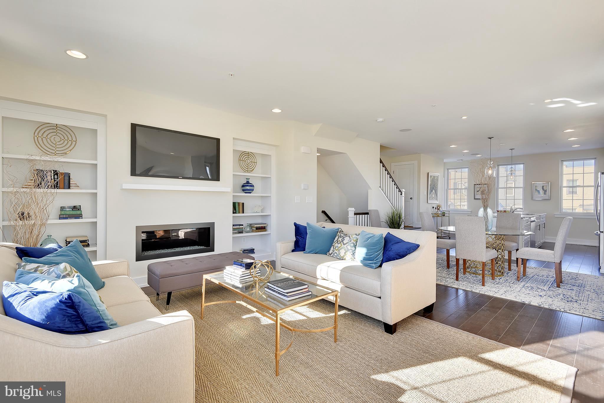 CRITTENTON HILL TOWNHOMES - Residential