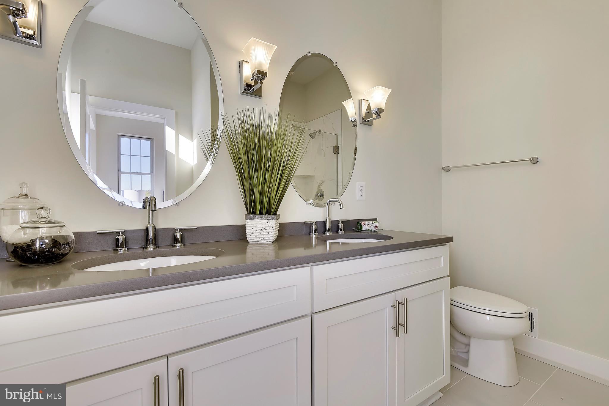 CRITTENTON HILL TOWNHOMES - Residential