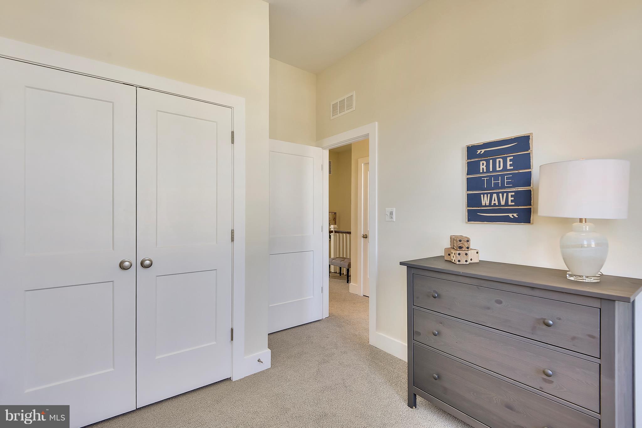 CRITTENTON HILL TOWNHOMES - Residential