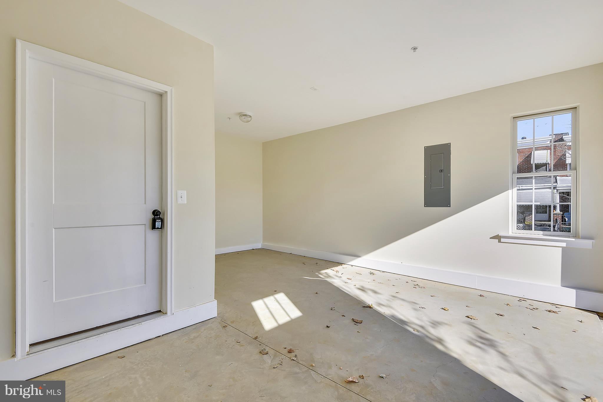 CRITTENTON HILL TOWNHOMES - Residential