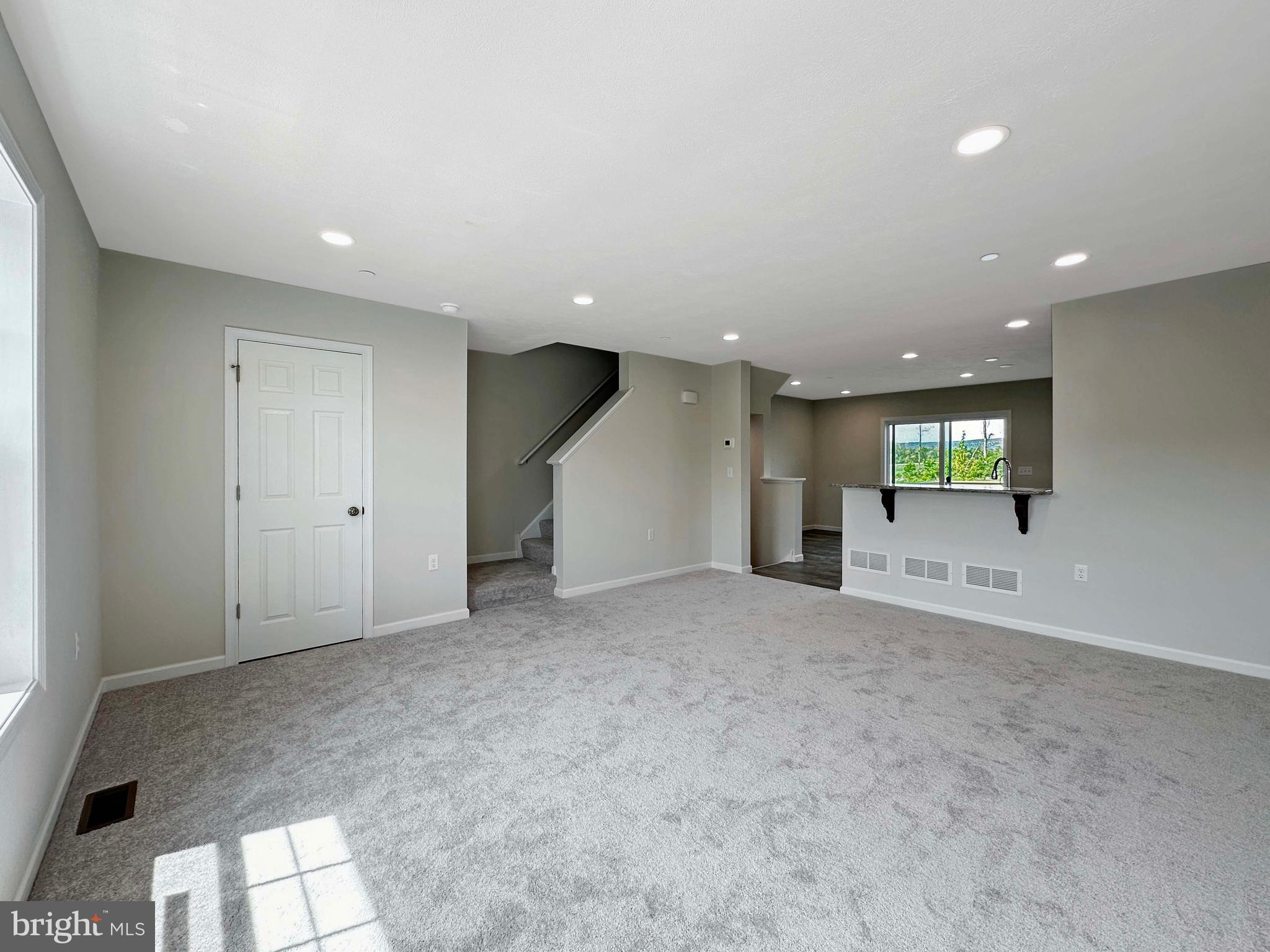 STEEPLECHASE - Residential