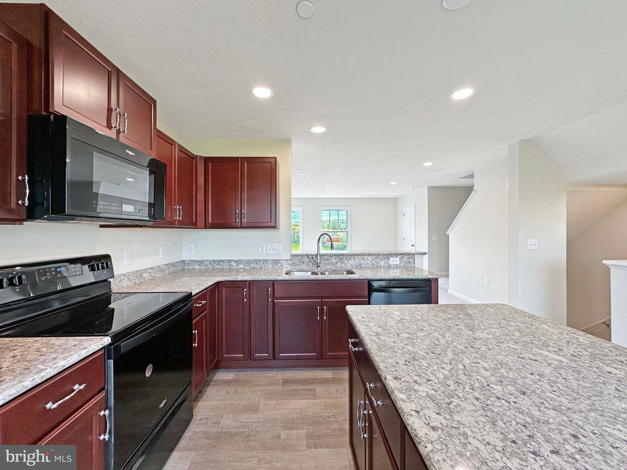 STEEPLECHASE - Residential