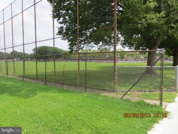 PHILADELPHIA (SOUTHWEST) - Residential