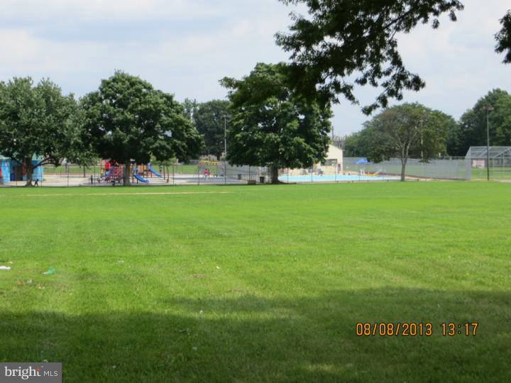 PHILADELPHIA (SOUTHWEST) - Residential