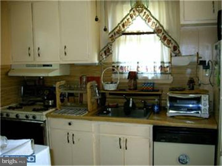 PHILADELPHIA (SOUTHWEST) - Residential