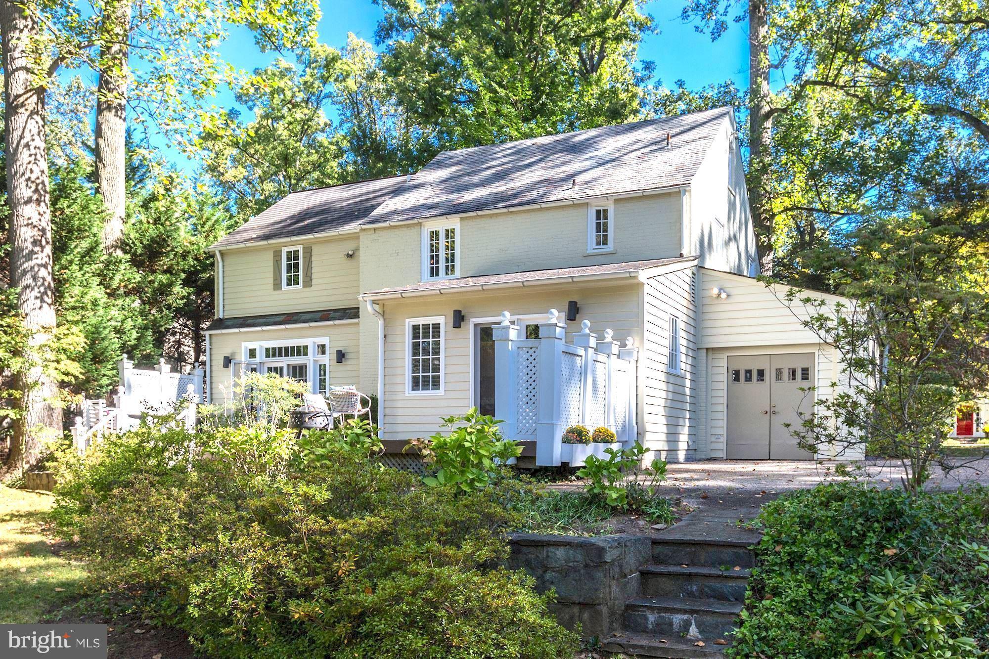 GREENWICH FOREST - Residential