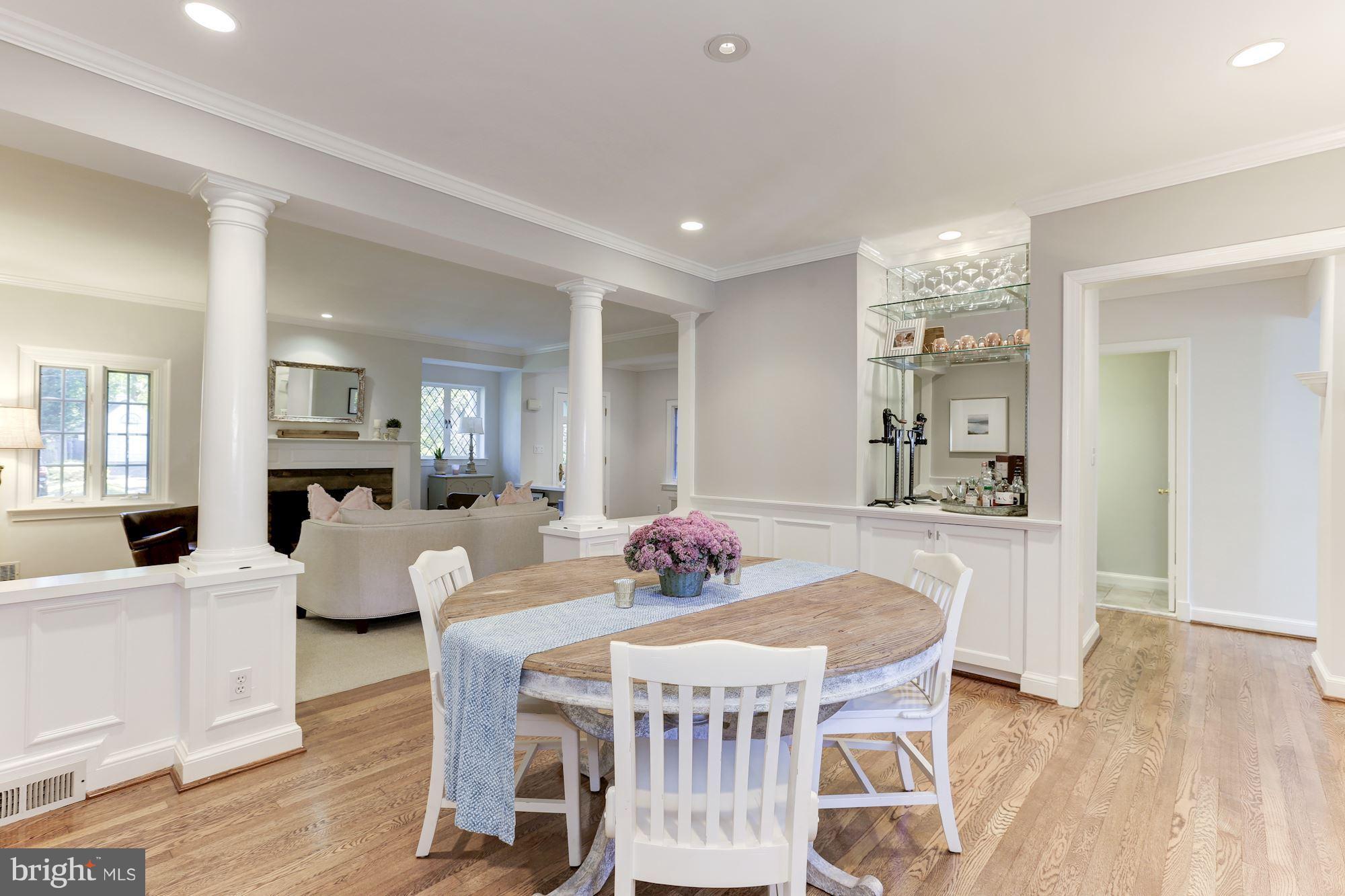 GREENWICH FOREST - Residential