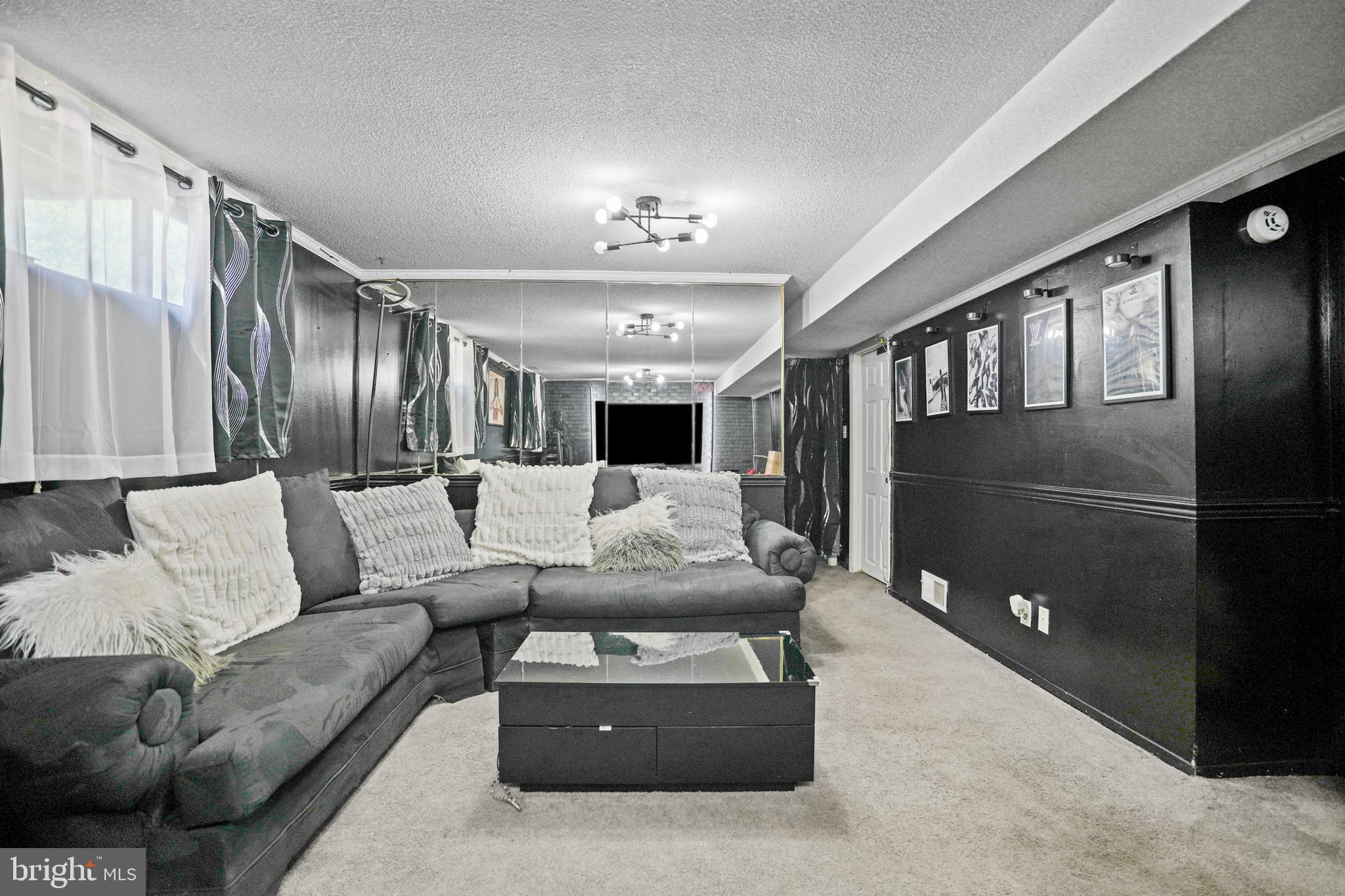 RANDALLSTOWN - Residential