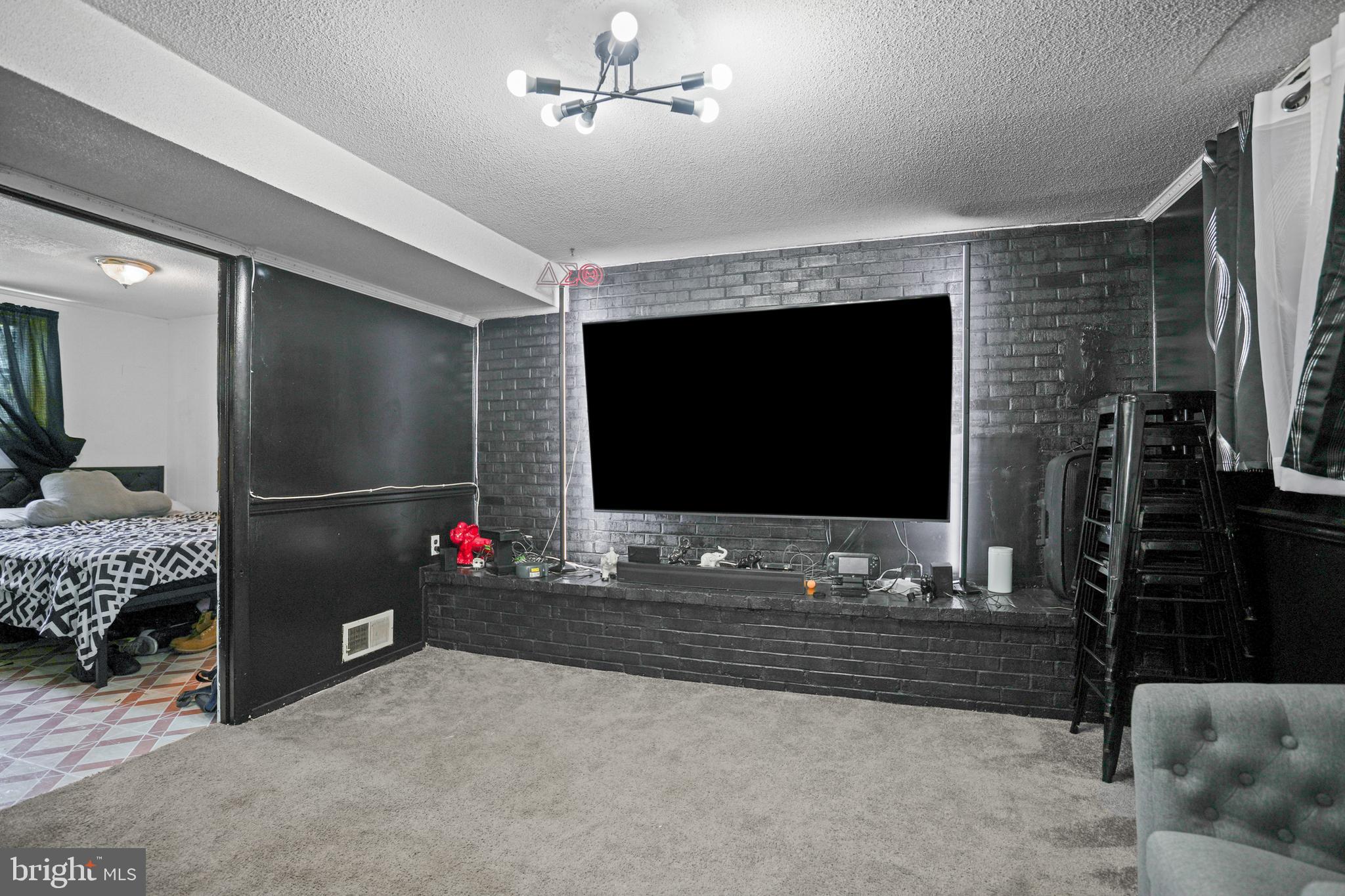 RANDALLSTOWN - Residential