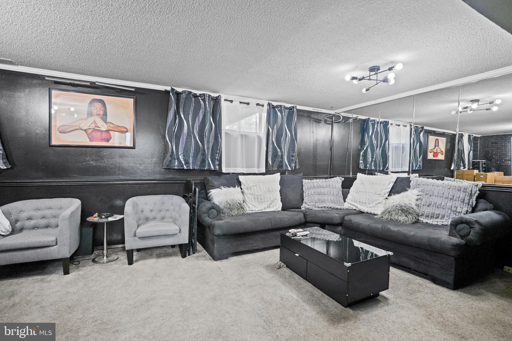 RANDALLSTOWN - Residential