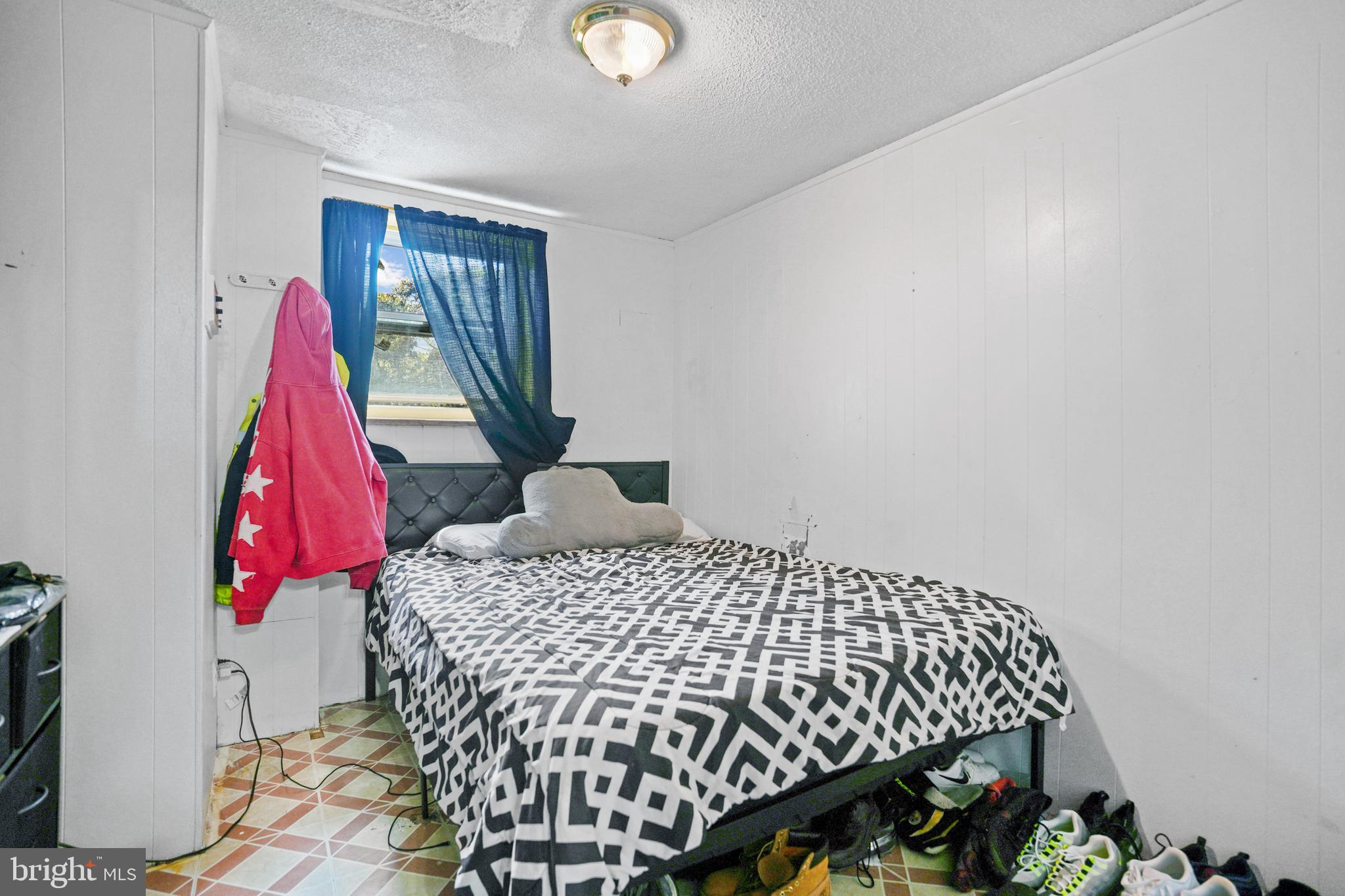 RANDALLSTOWN - Residential