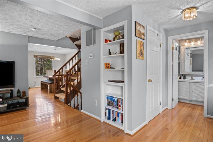 RESTON - Residential Lease