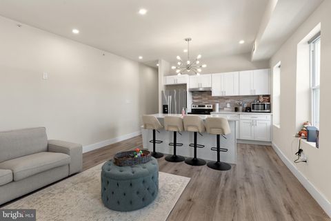 Condo For Rent - 537 N 35th Street #3<br/> PHILADELPHIA, PA 19104
