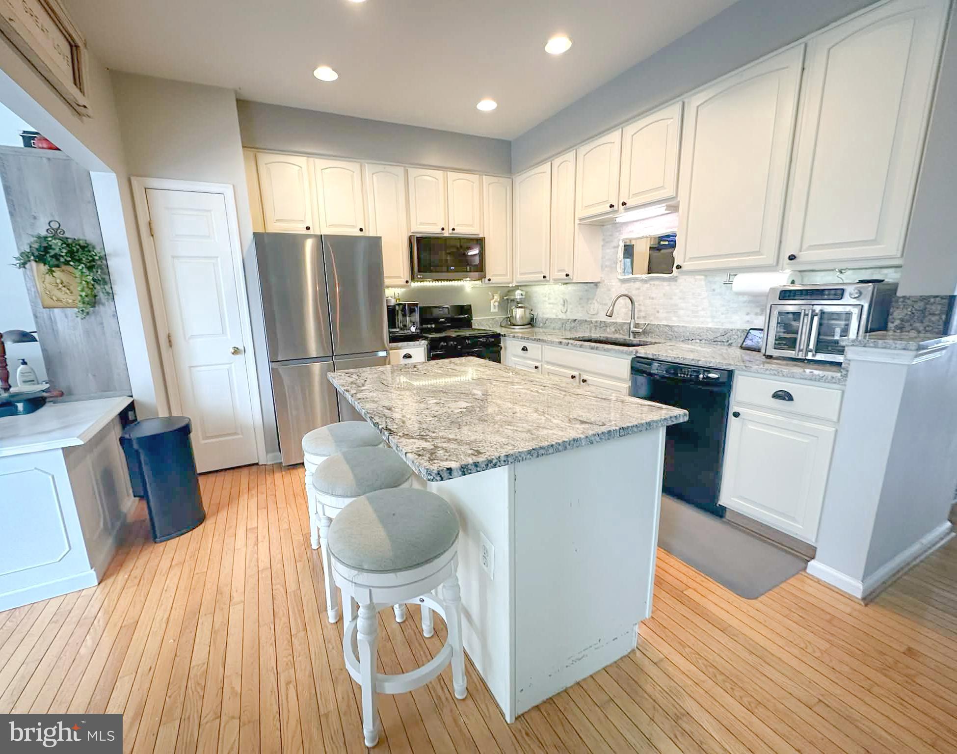 12458 HADRIANS COURT