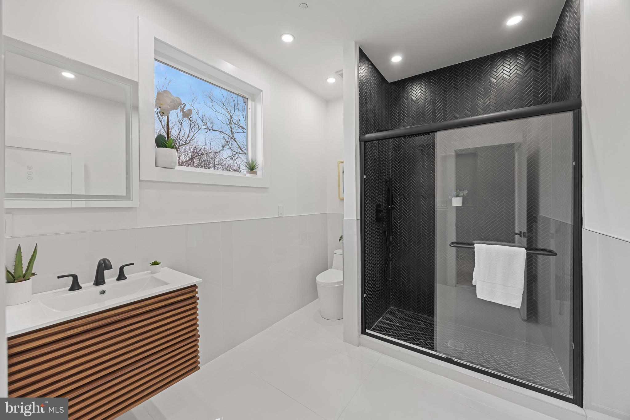 STEVENSVILLE - Residential