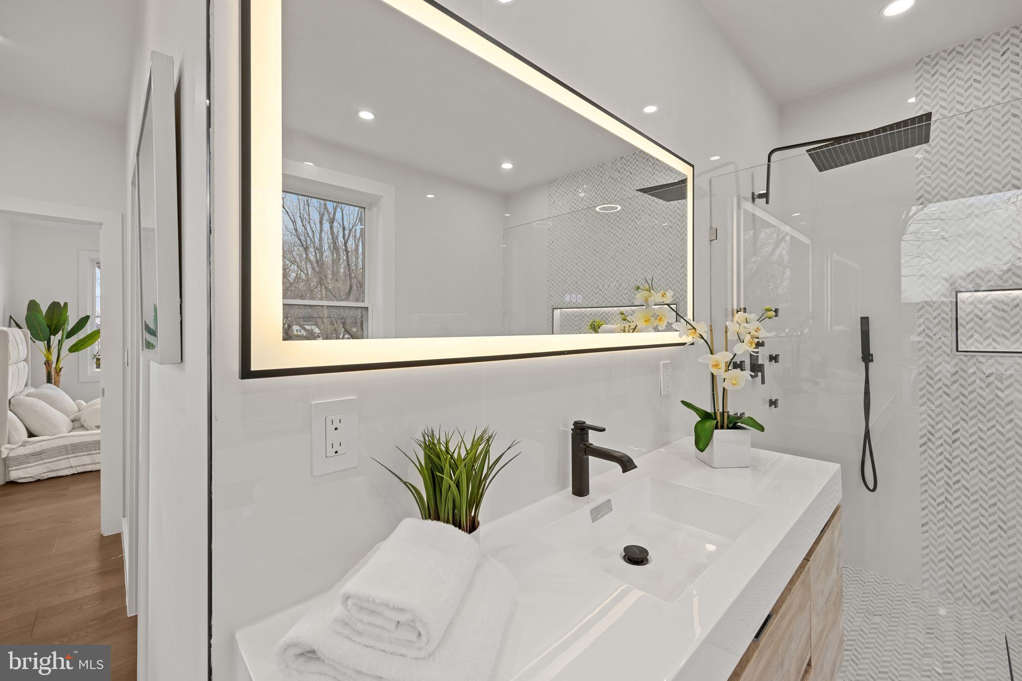 STEVENSVILLE - Residential