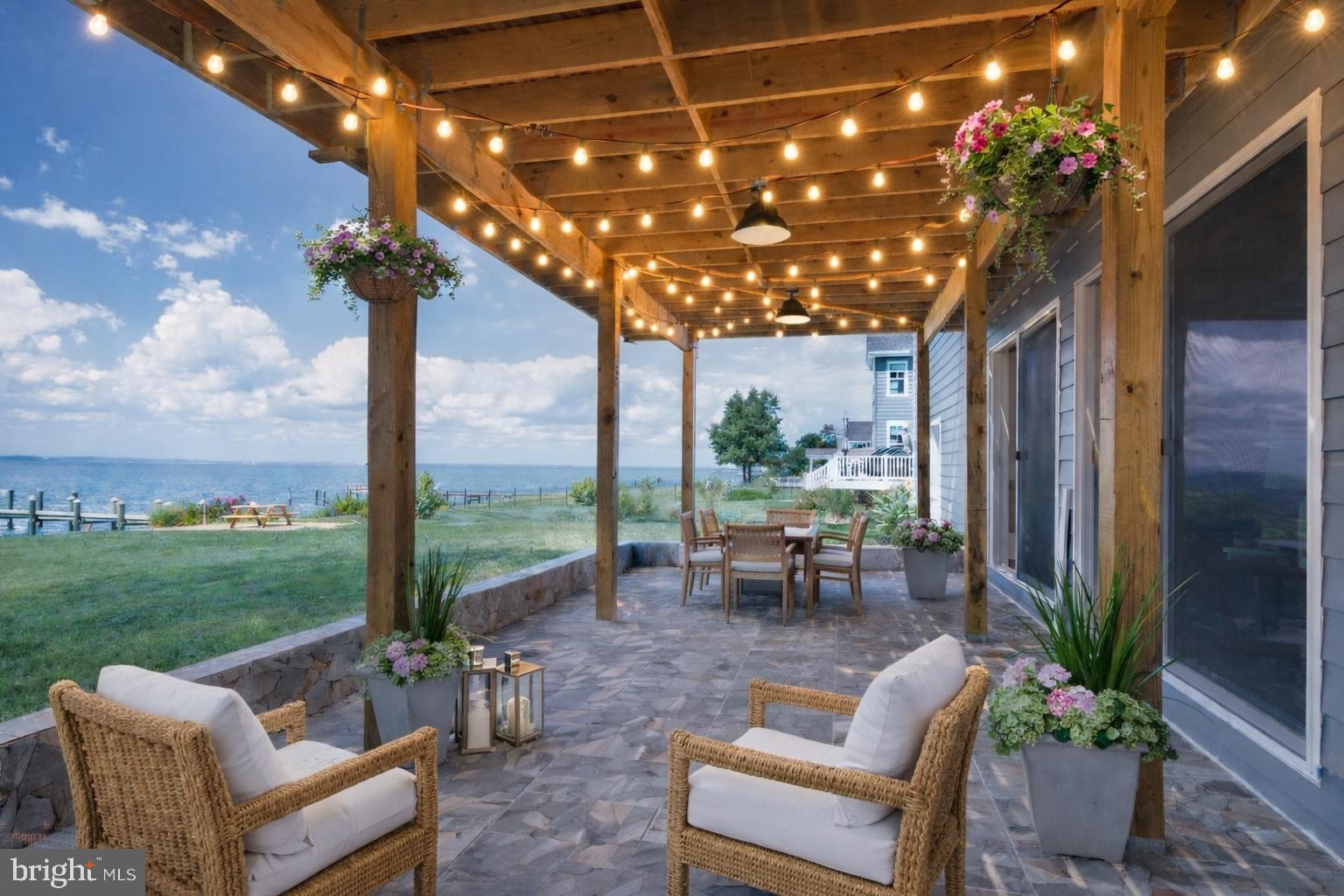 STEVENSVILLE - Residential