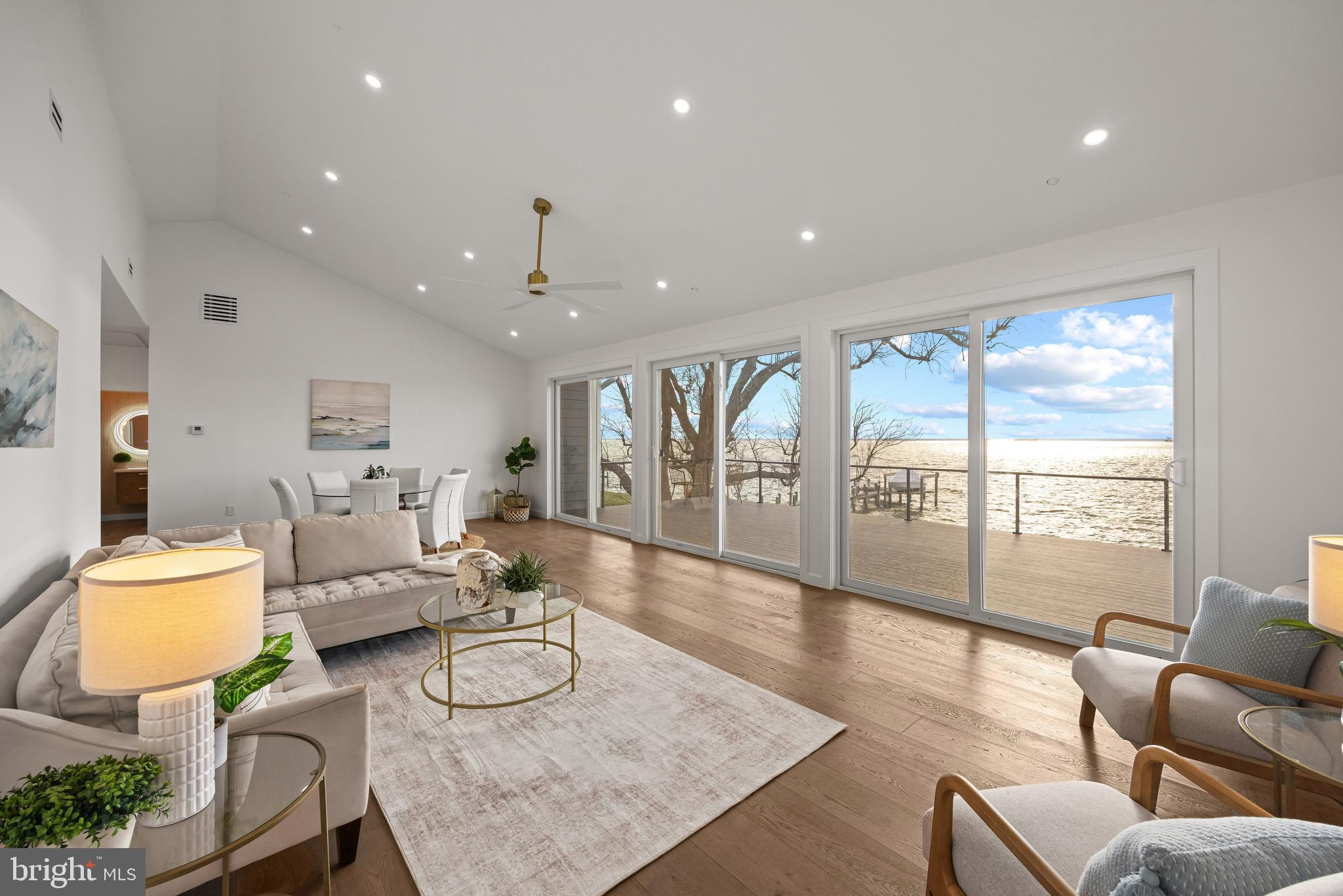 STEVENSVILLE - Residential