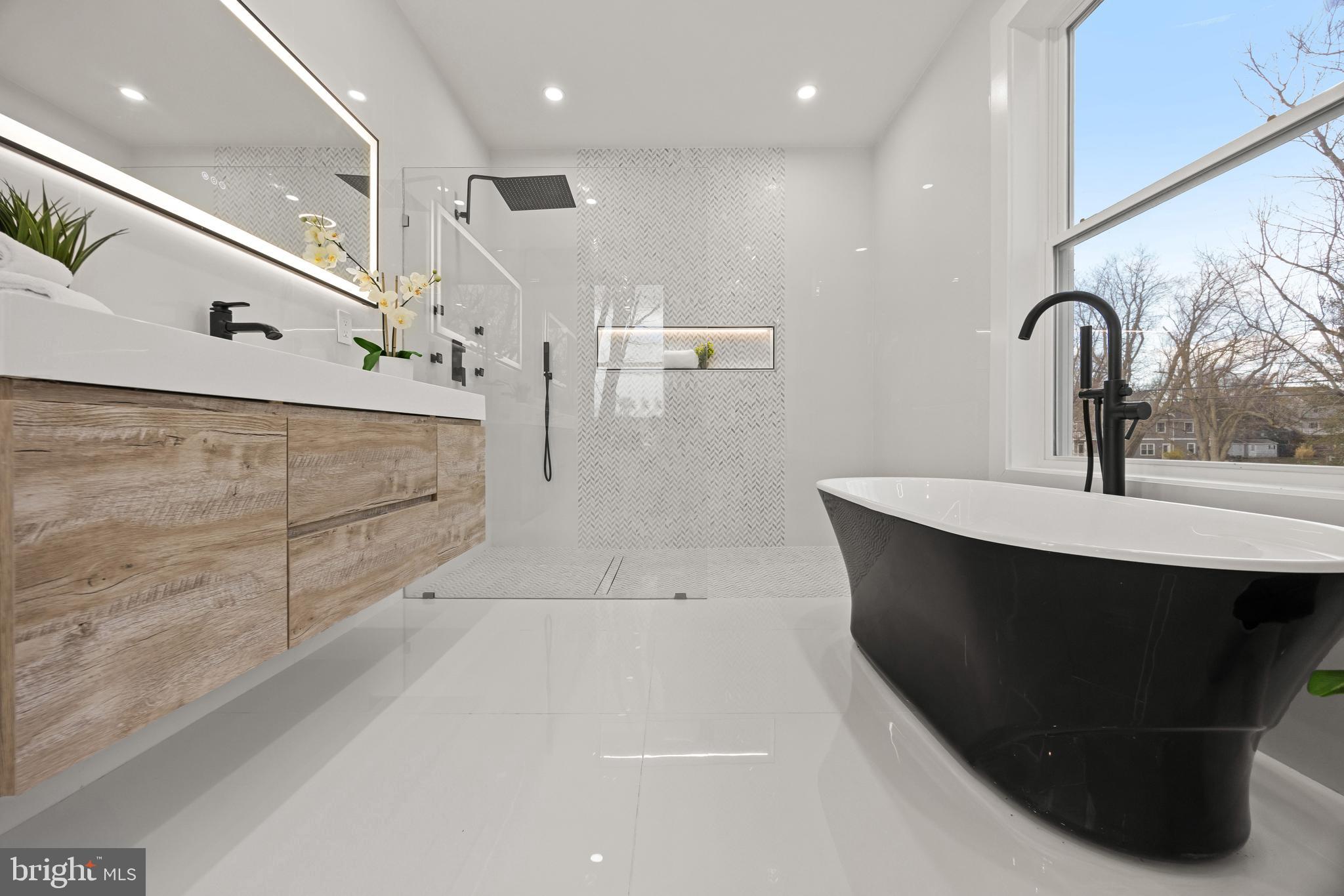 STEVENSVILLE - Residential