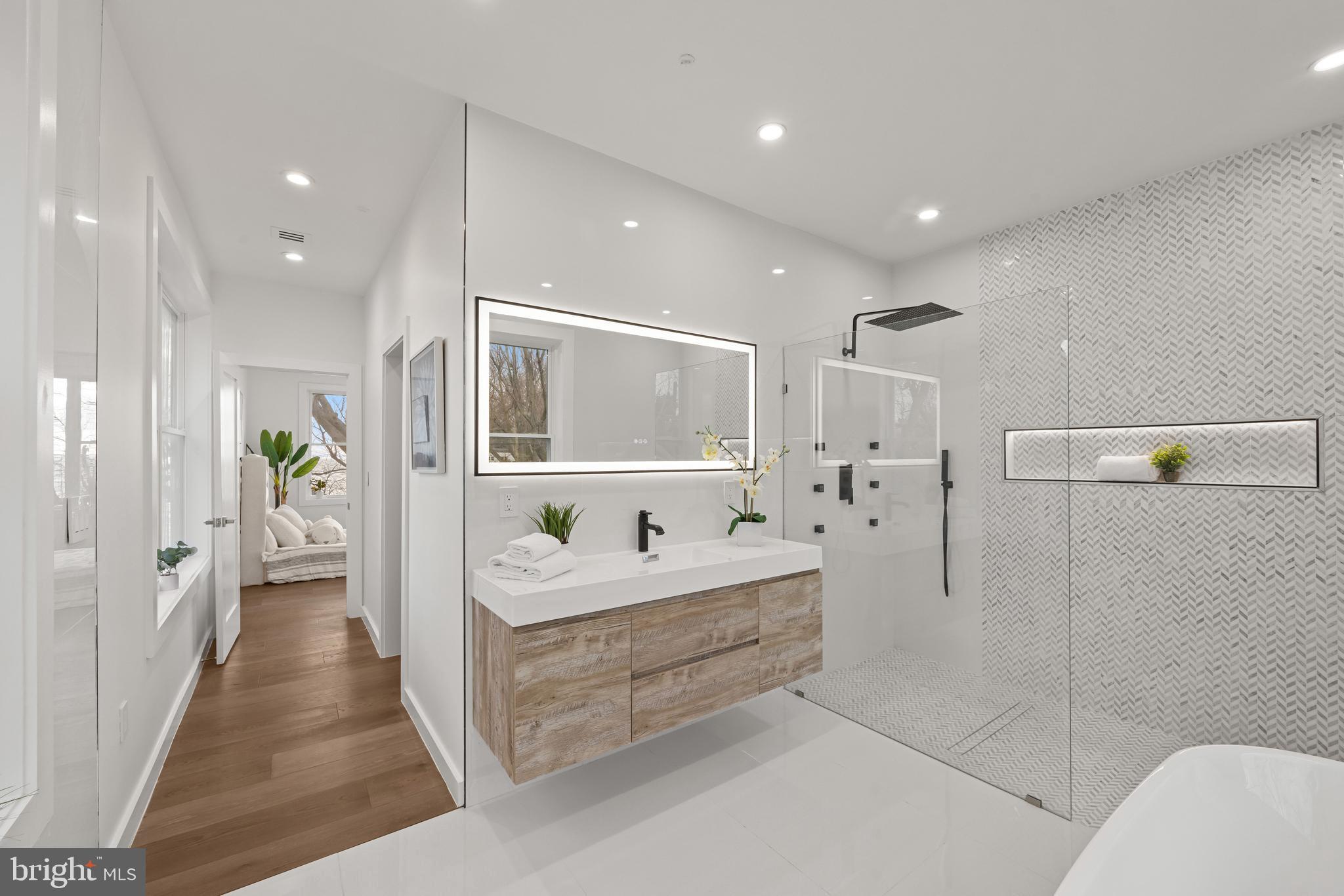 STEVENSVILLE - Residential