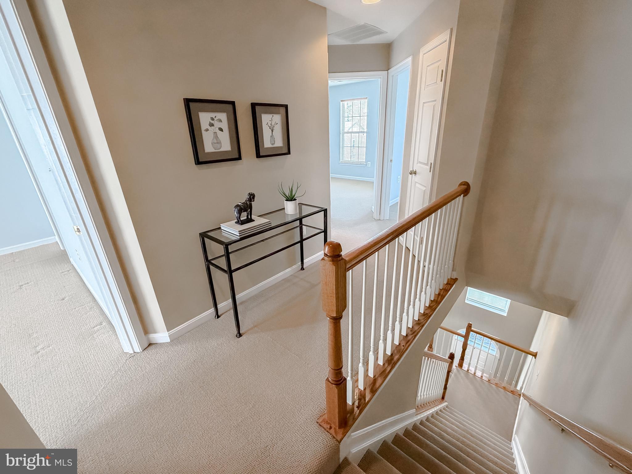 WESTBURY - Residential