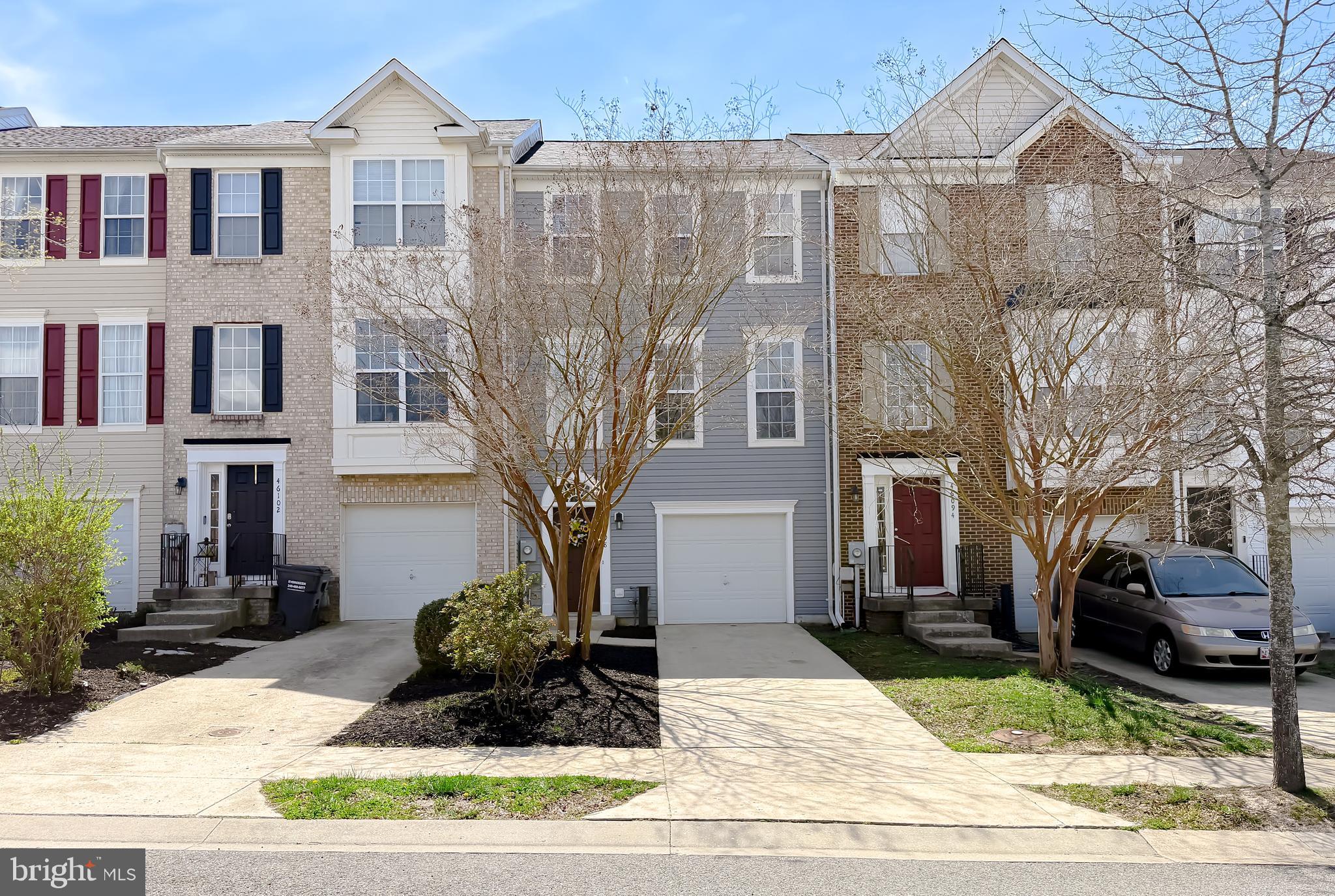 WESTBURY - Residential