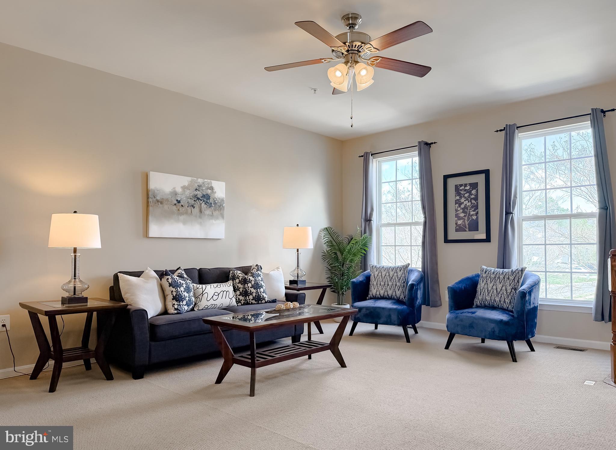 WESTBURY - Residential