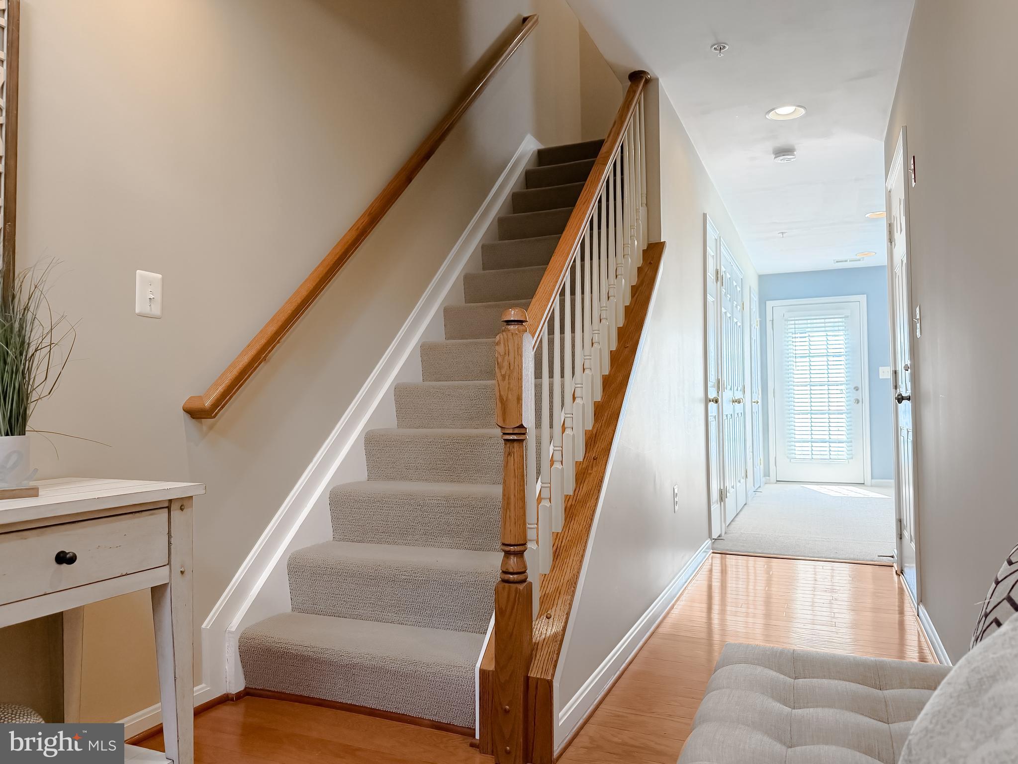 WESTBURY - Residential