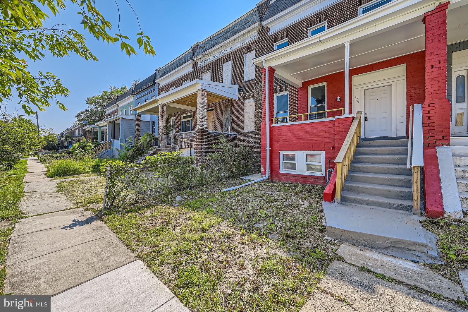 3711 SPAULDING AVENUE