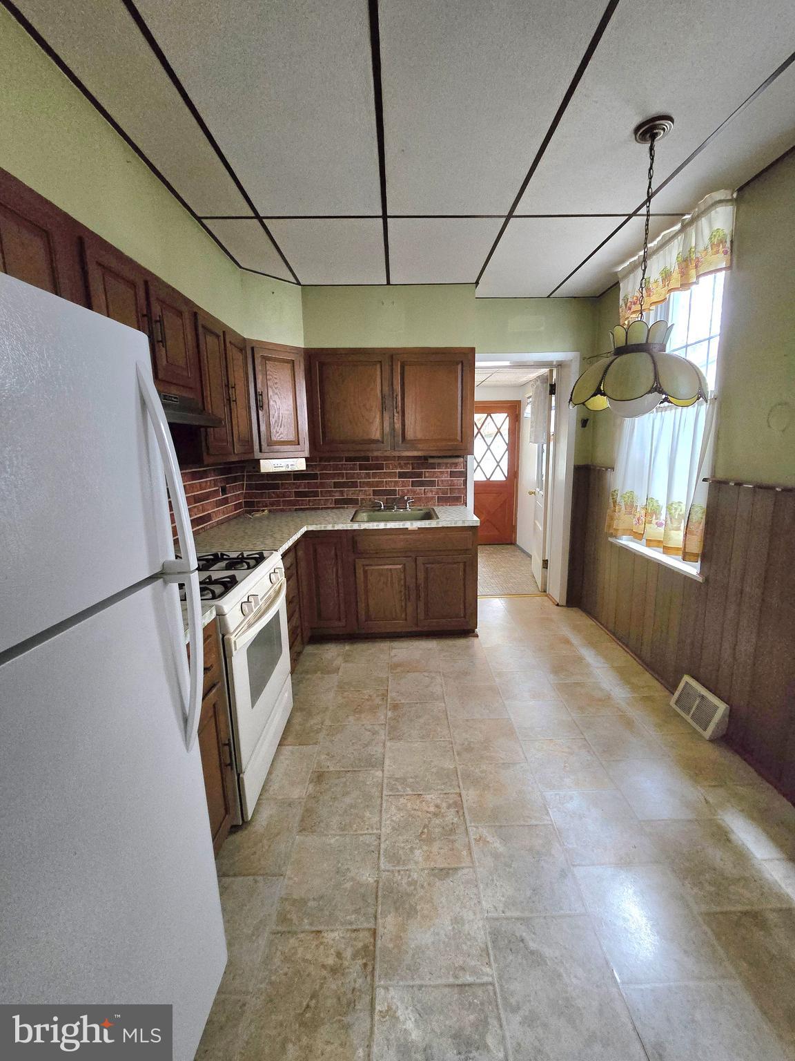 FRANKFORD - Residential