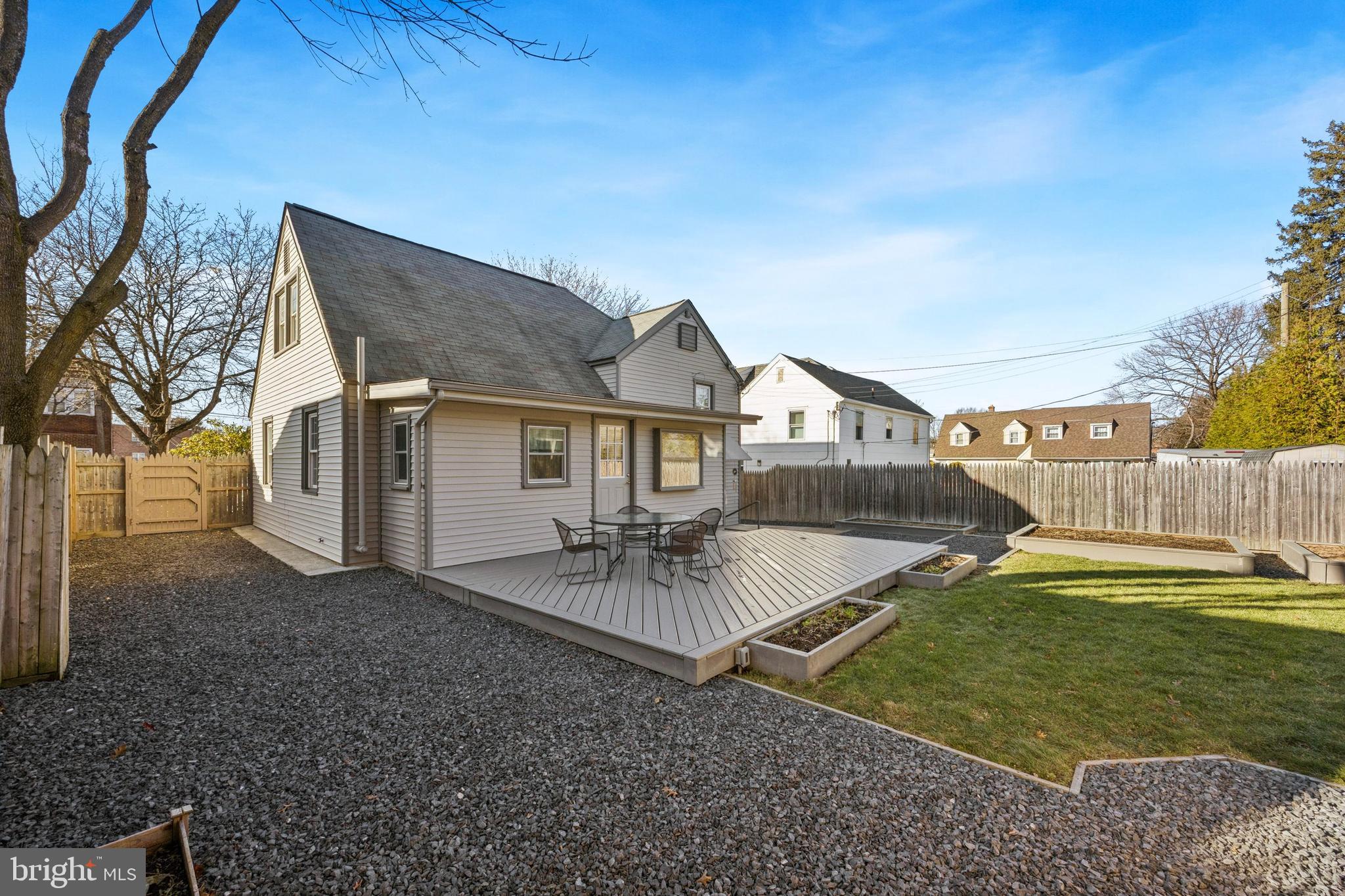 ROSLYN - Residential