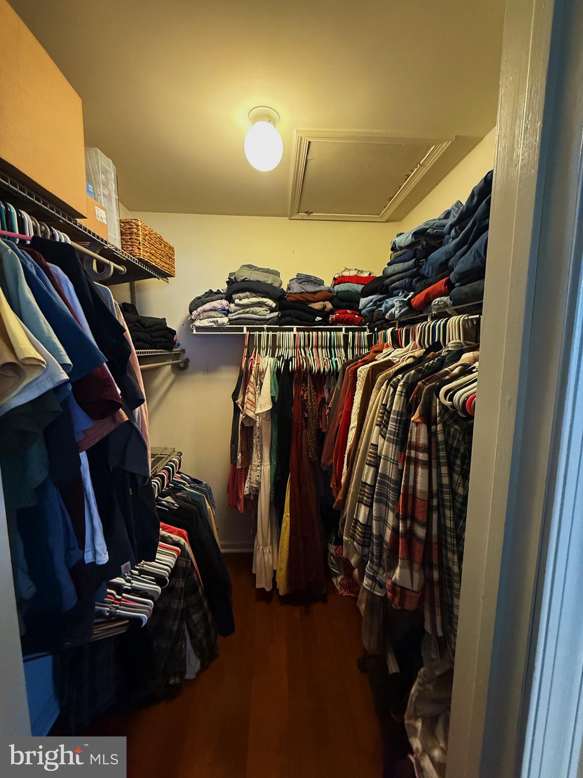 BEACON HILL - Residential