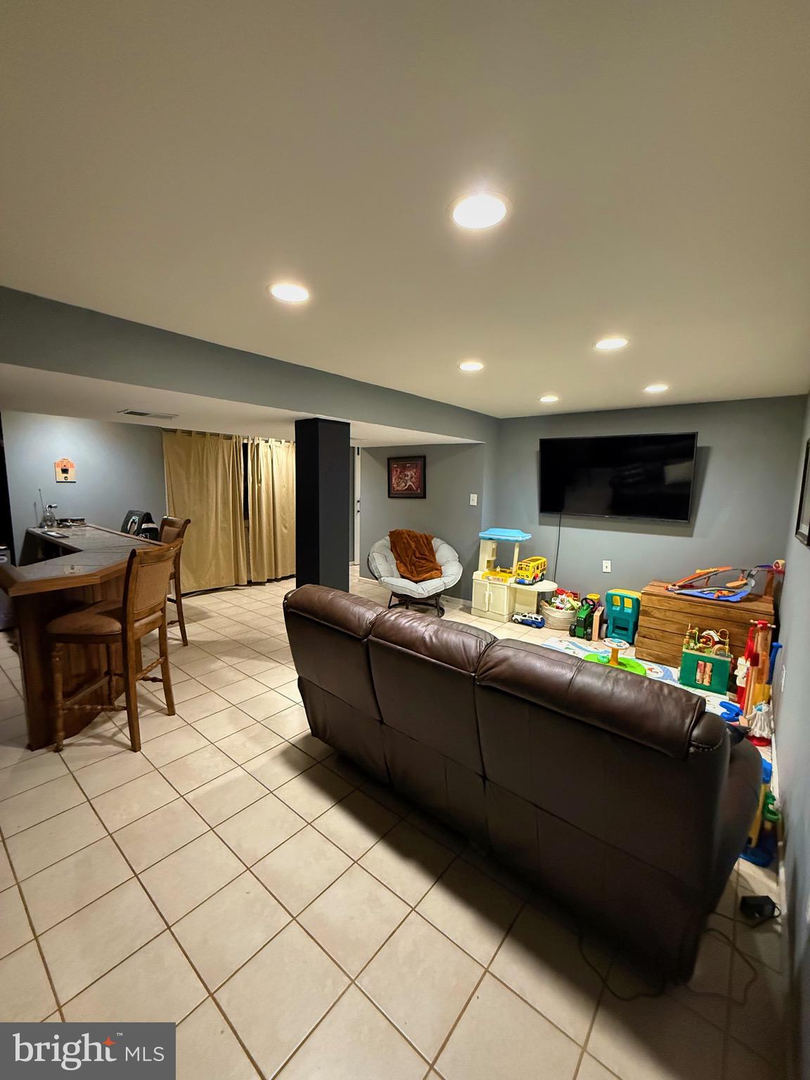 BEACON HILL - Residential