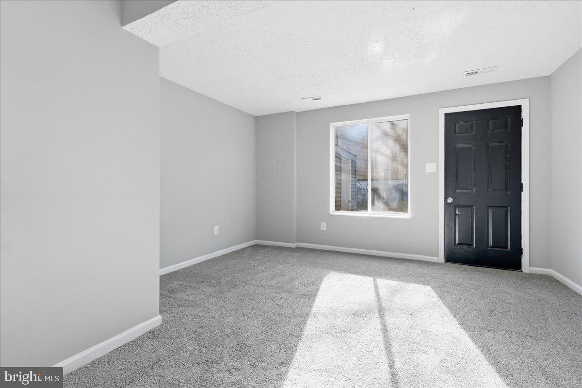 SUGARLAND RUN - Residential