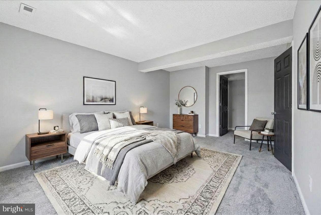 SUGARLAND RUN - Residential