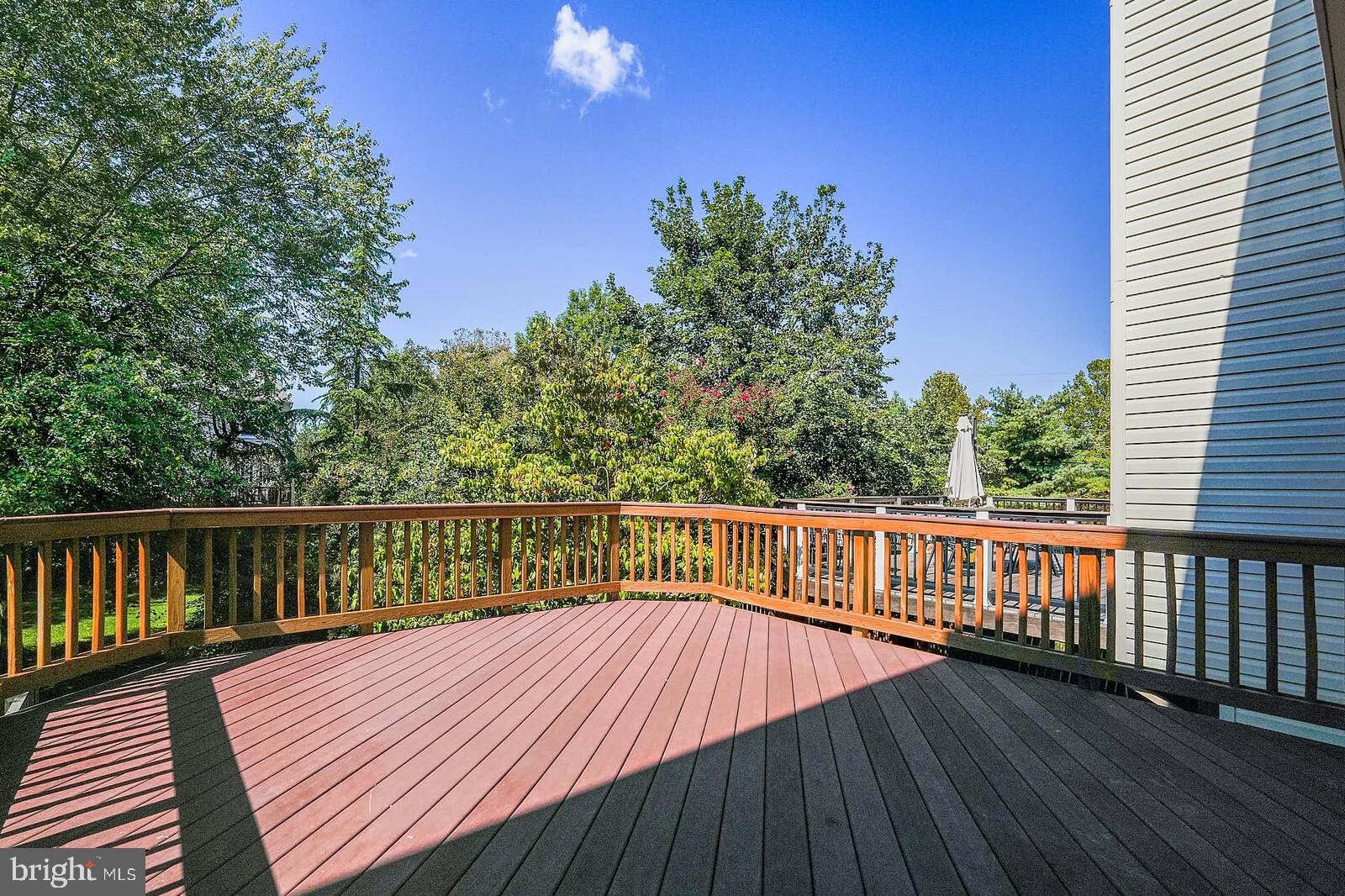 ASHBURN FARM - Residential