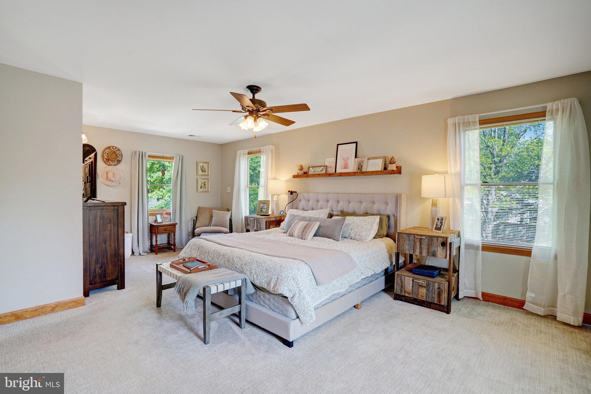 MOUNT VERNON MANOR - Residential