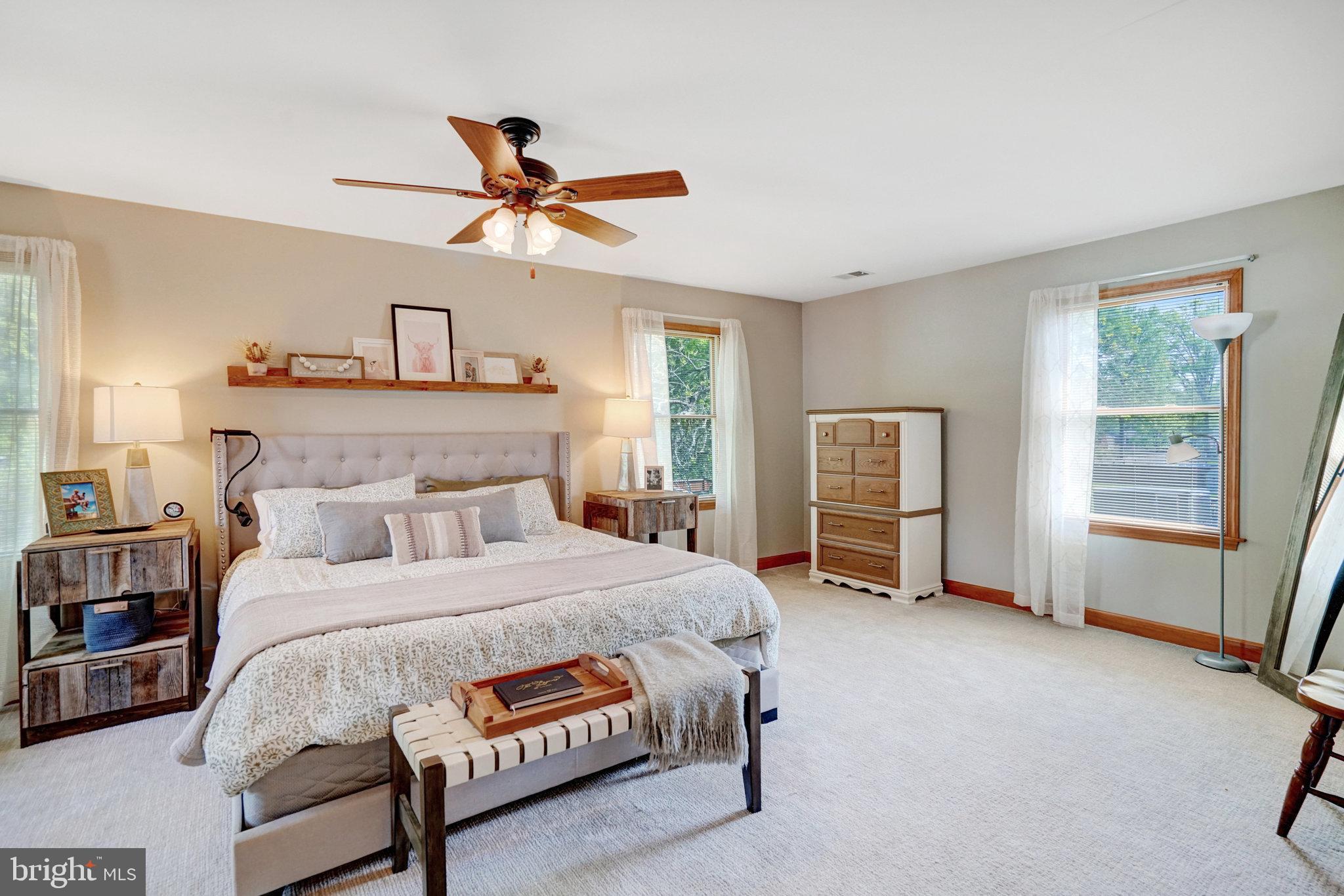 MOUNT VERNON MANOR - Residential