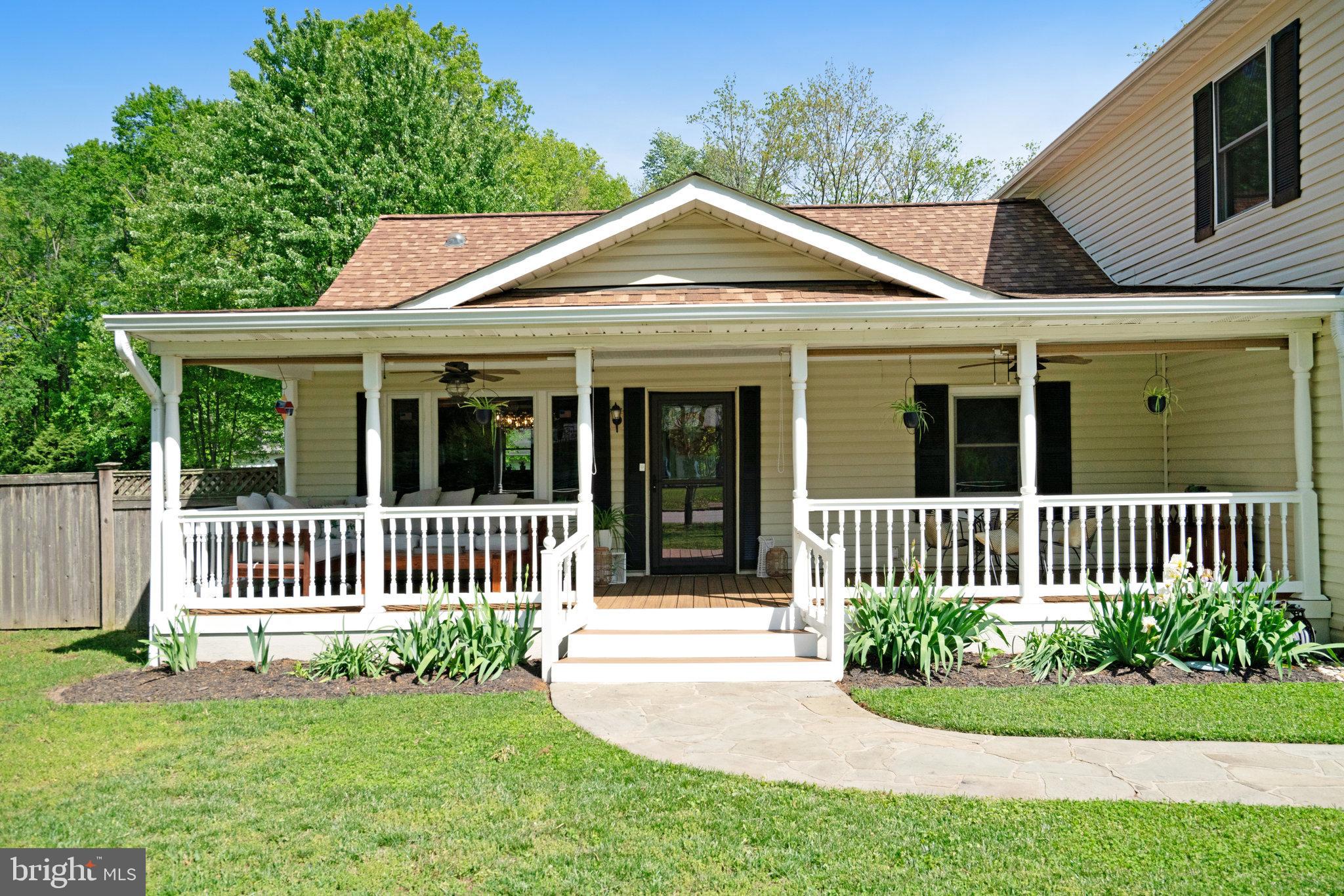 MOUNT VERNON MANOR - Residential