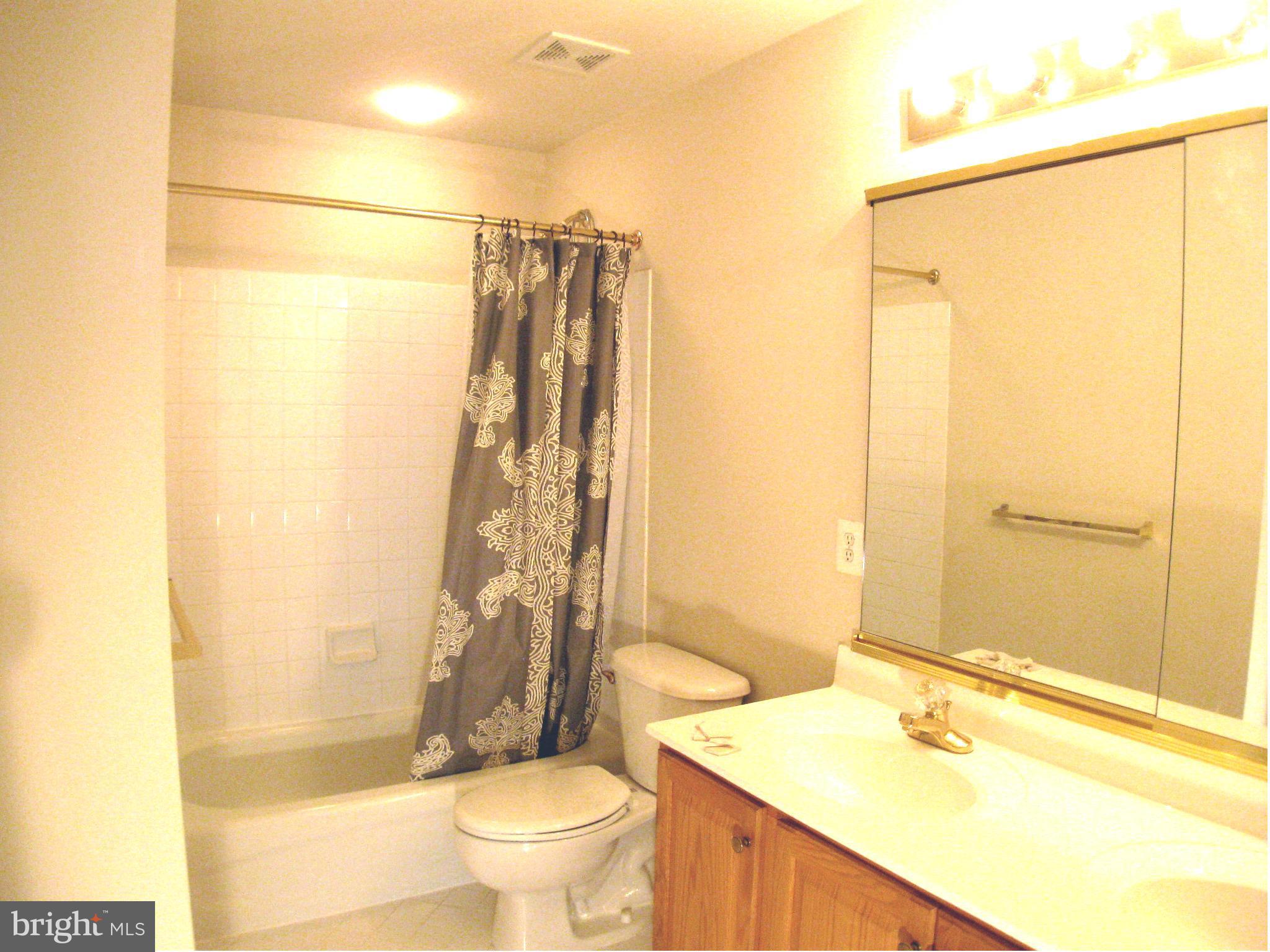 SOUTH RIDING - Residential Lease