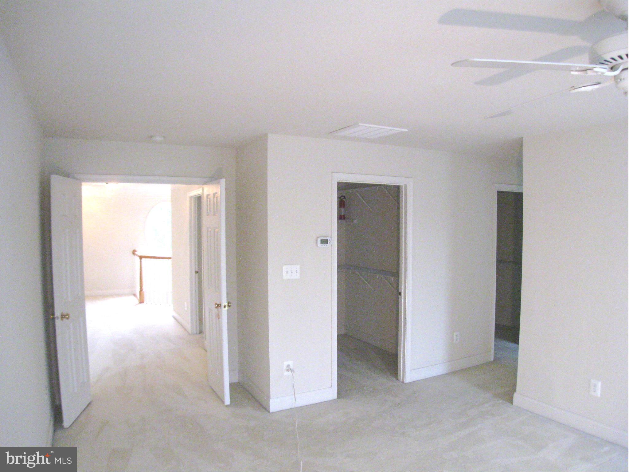 SOUTH RIDING - Residential Lease